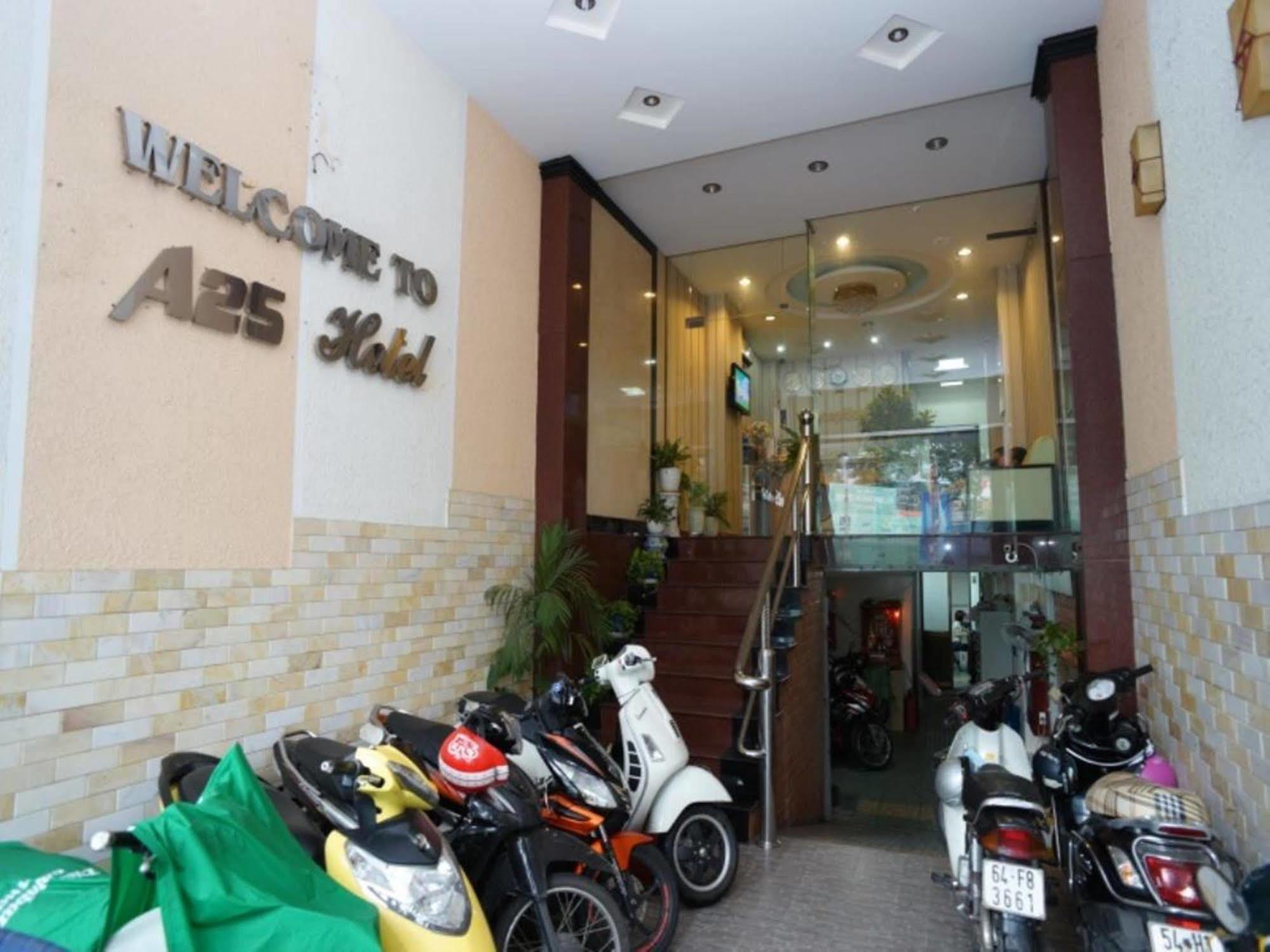 A25酒店-阮古振22号 胡志明市 外观 照片